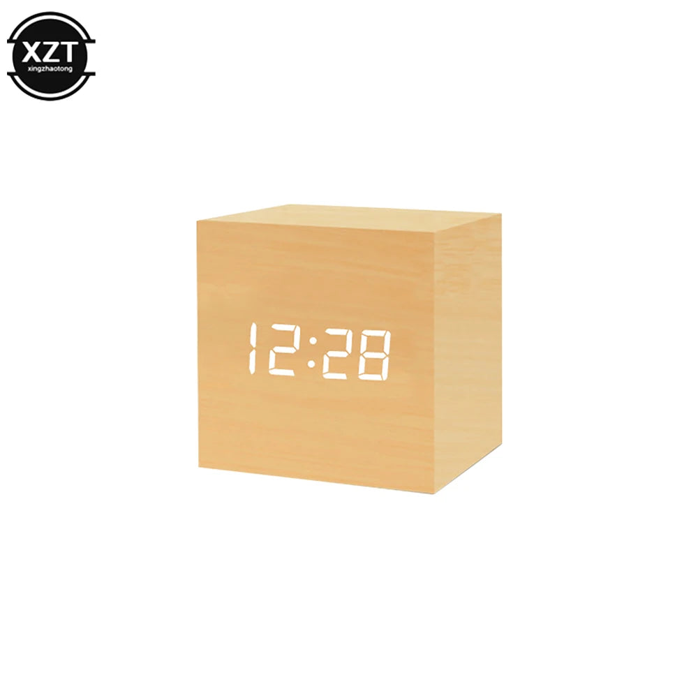 Réveil LED en Bois