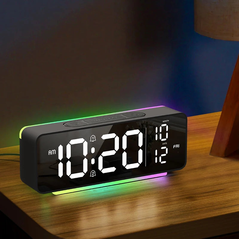 Réveil Numérique LED avec Éclairage Ambiance